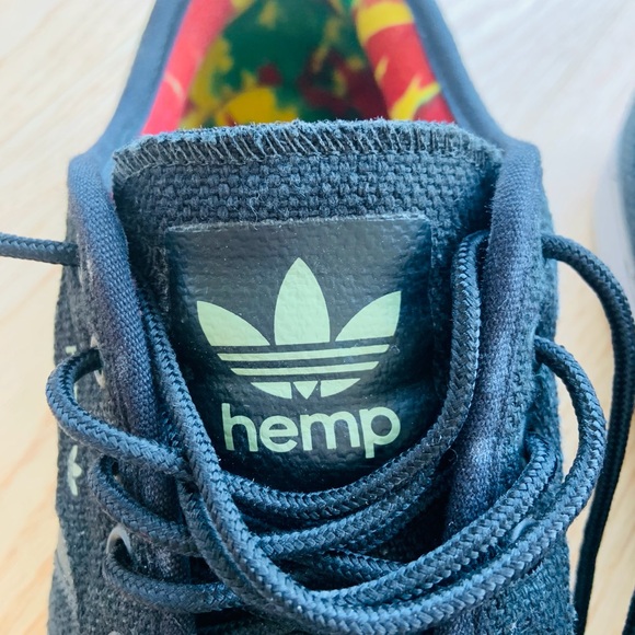 Men’s Addidas Seeley Hemp Sneakers - Picture 4 of 7